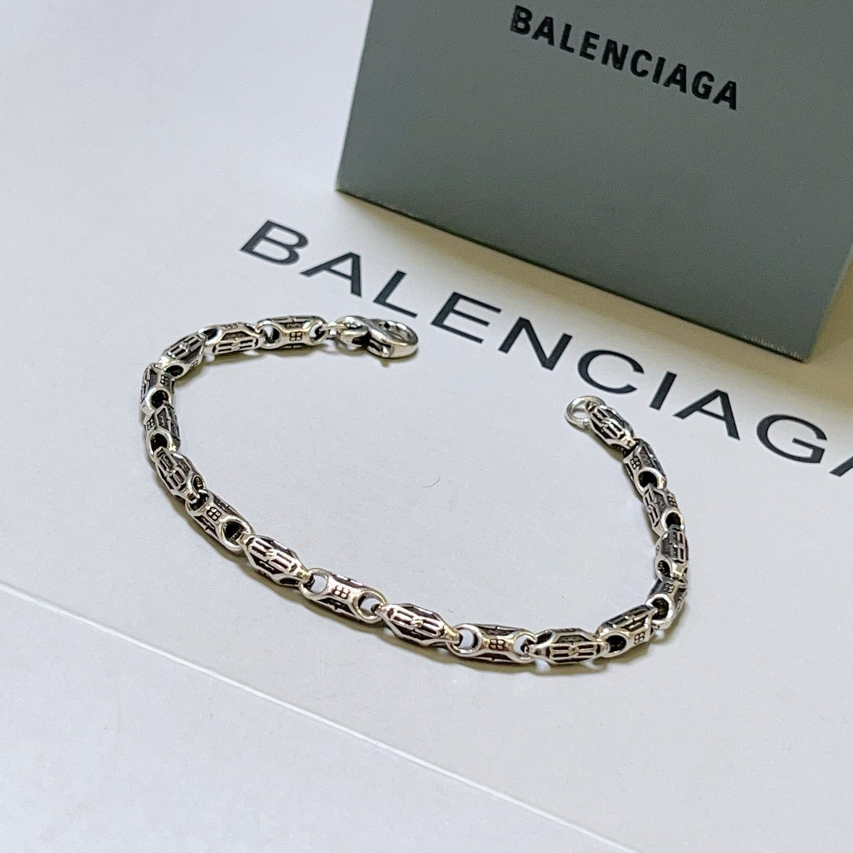 Silver Black Bracelet - FashionHype.xyz