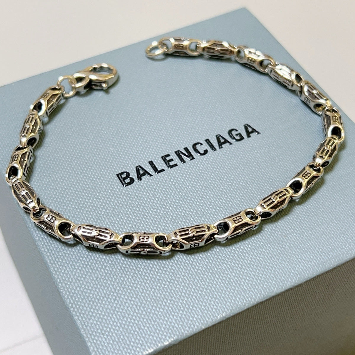 Silver Black Bracelet - FashionHype.xyz