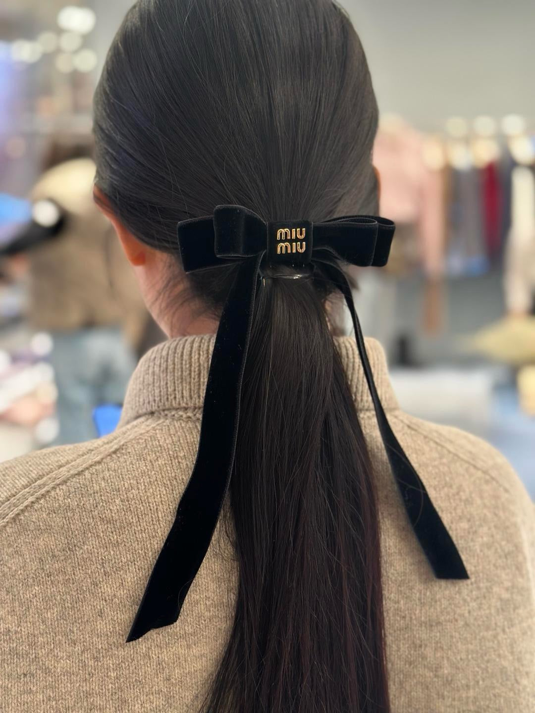 Black Gold Clip