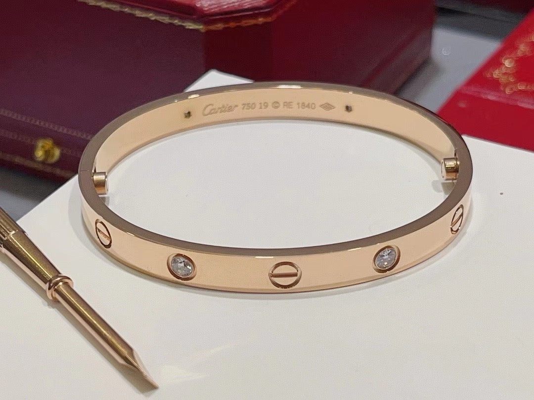 Silver and Gold Bracelet - FashionHype.xyz