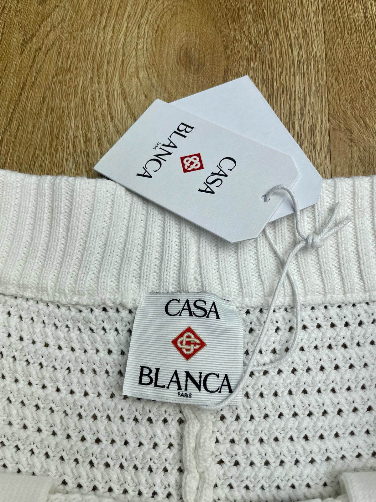 Schwarz-weiße Shorts