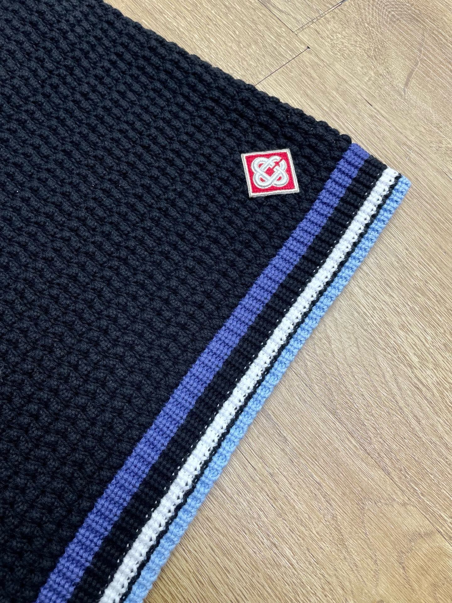 Schwarz-weiße Shorts