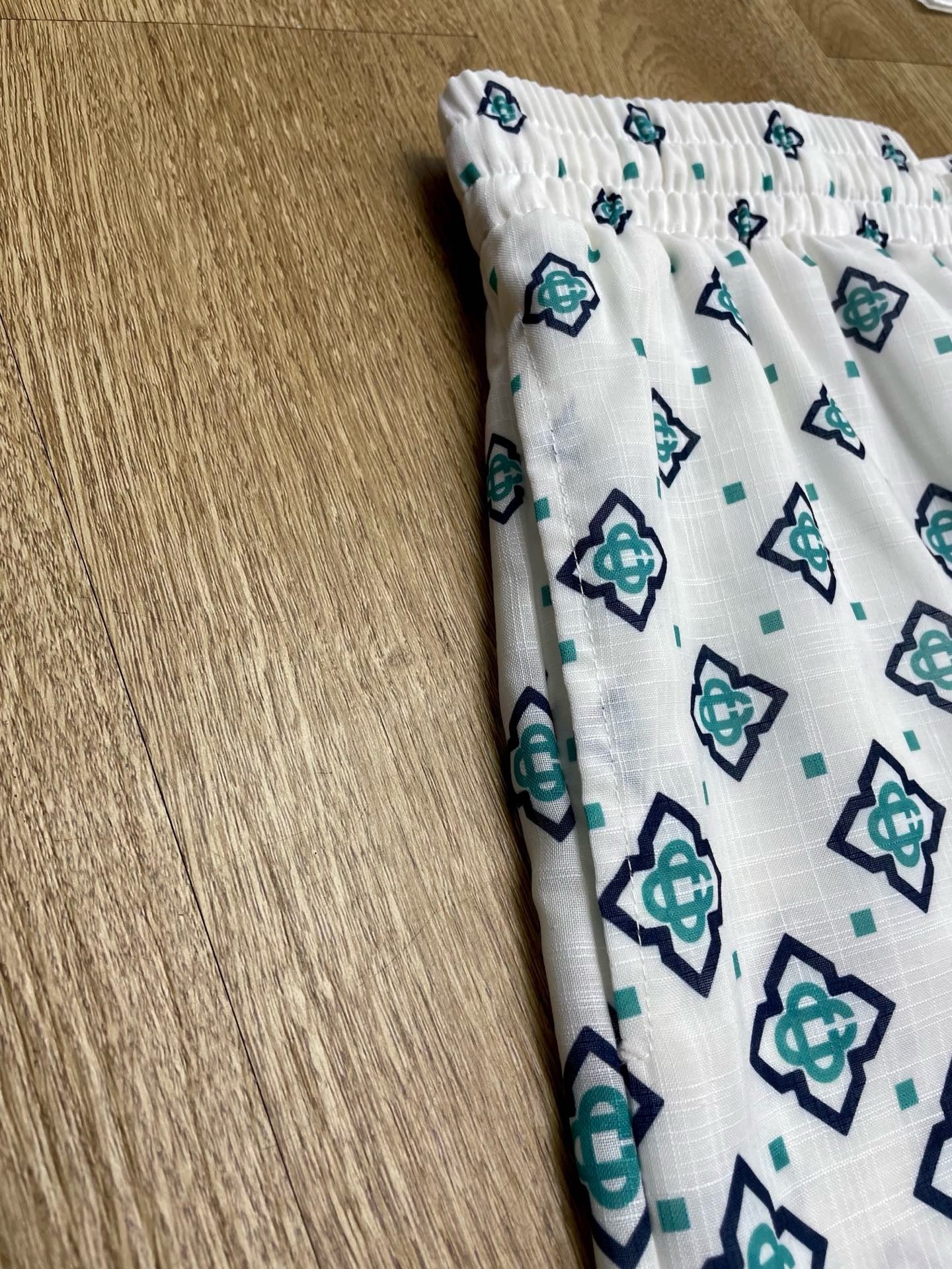 Multi-Colors Short