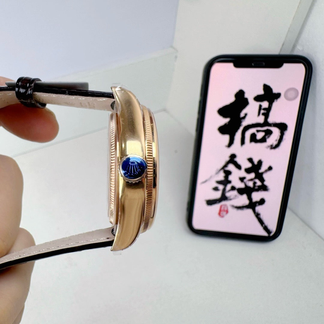 Black Gold Watch