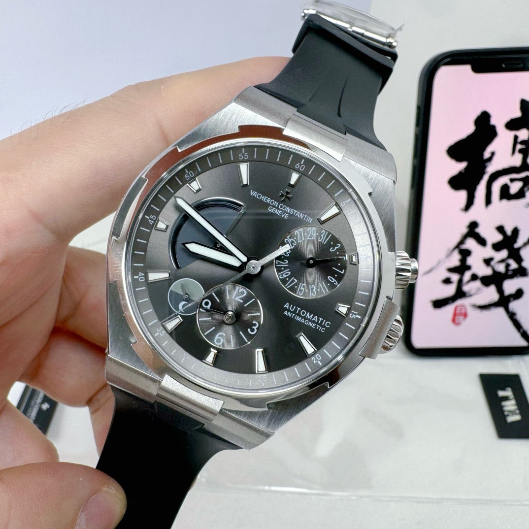 Black Silver Watch