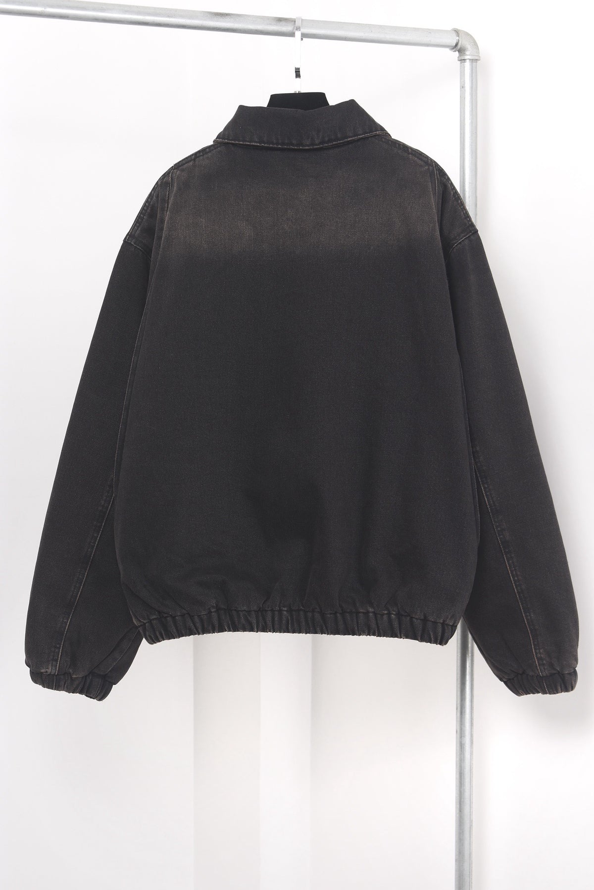 Black Jacket - Size M - FashionHype.xyz