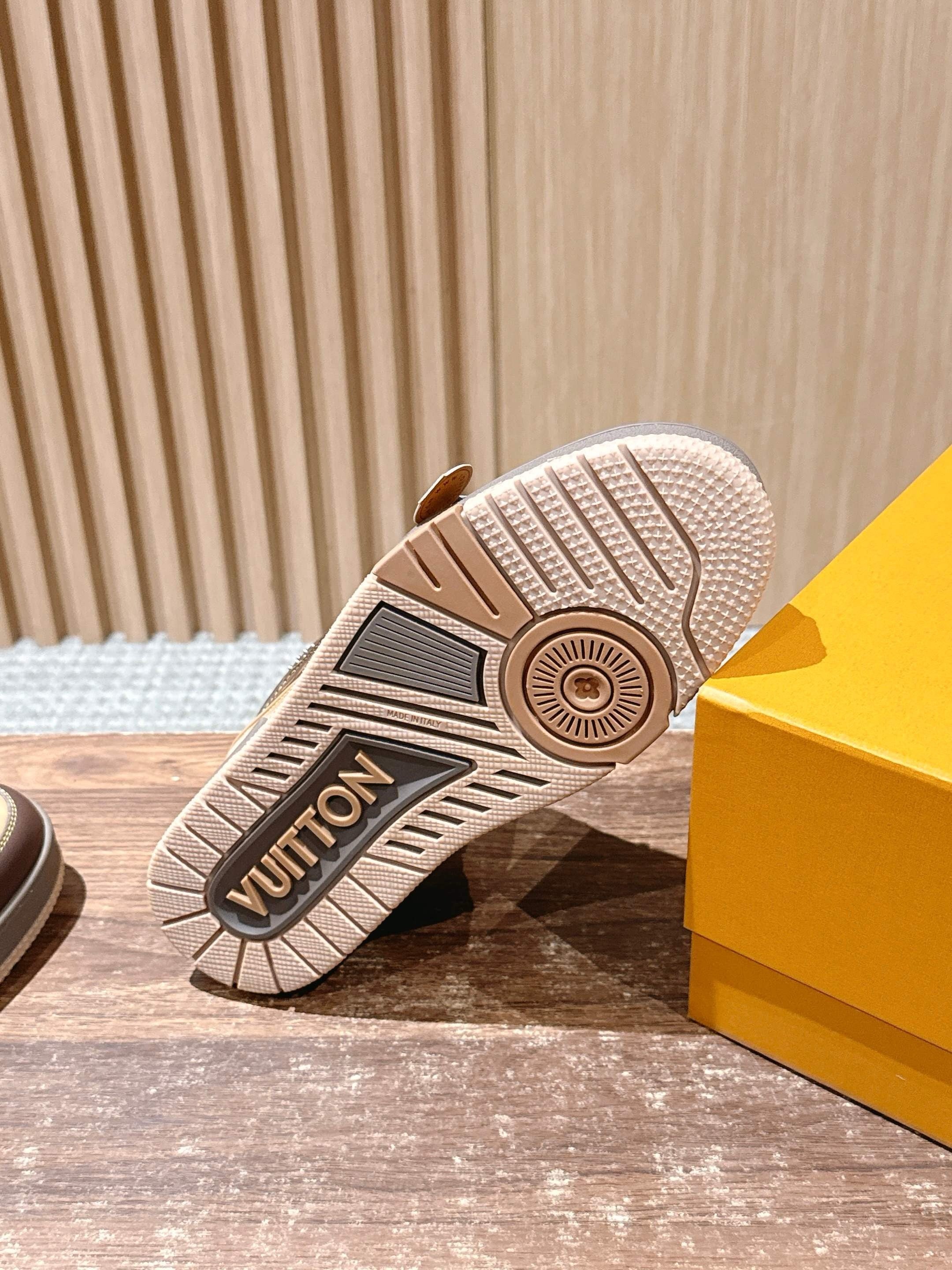 Multi-Colors Shoes