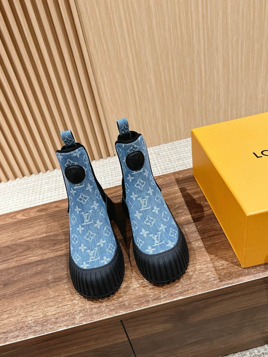 Multi-Colors Shoes