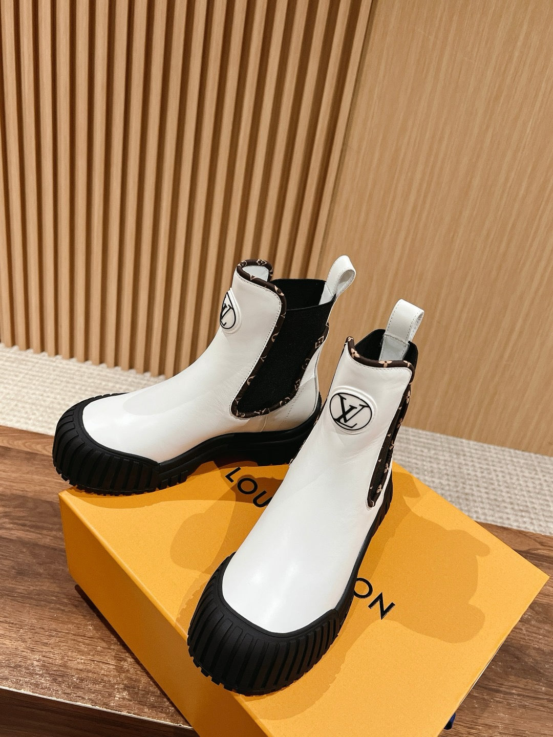 Multi-Colors Shoes