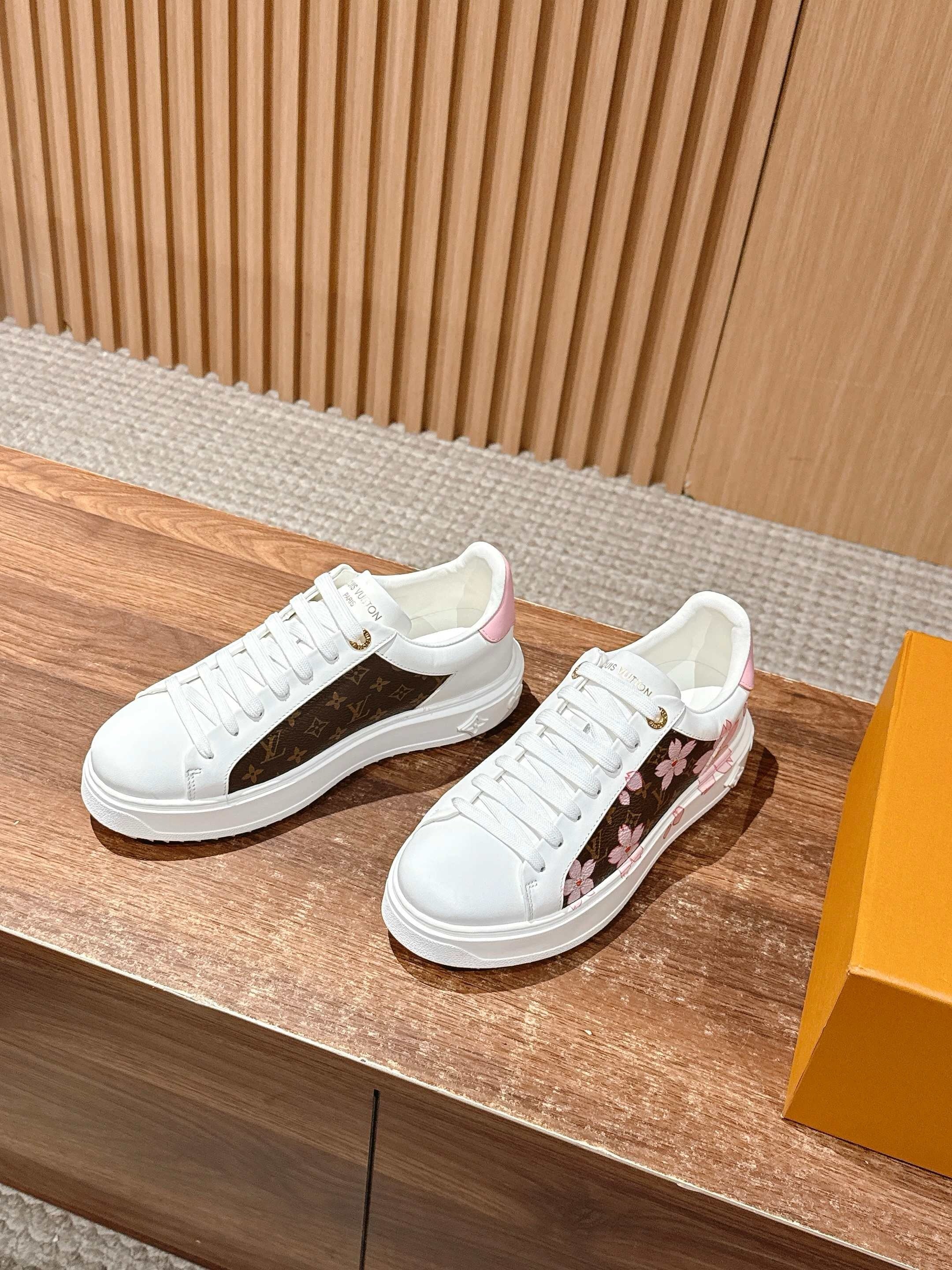 Multi-Colors Shoes
