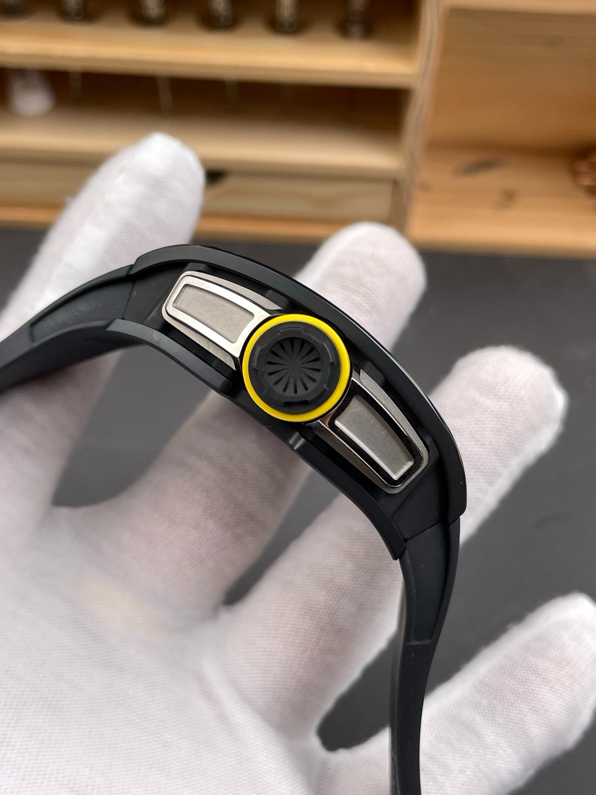 Black and White Watch