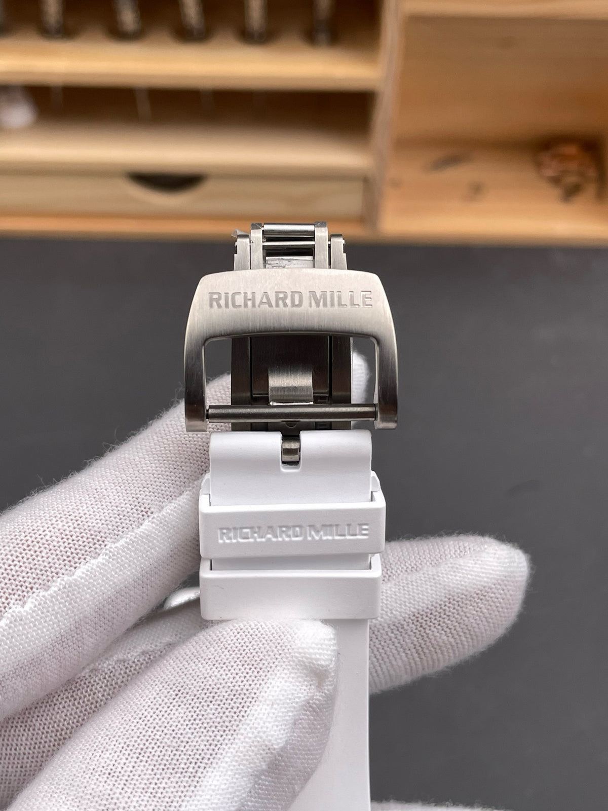 Black and White Watch