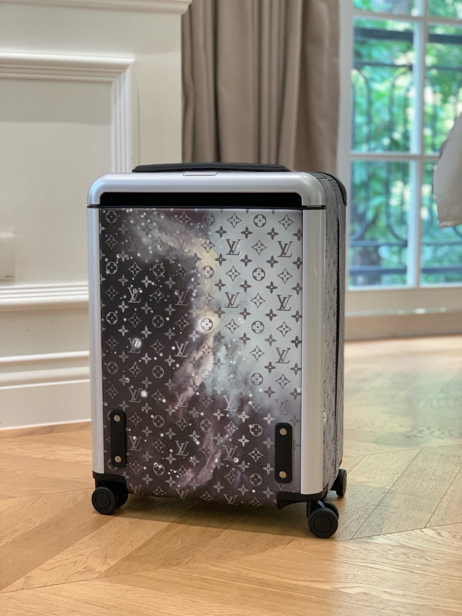 Multi-Colors Suitcase