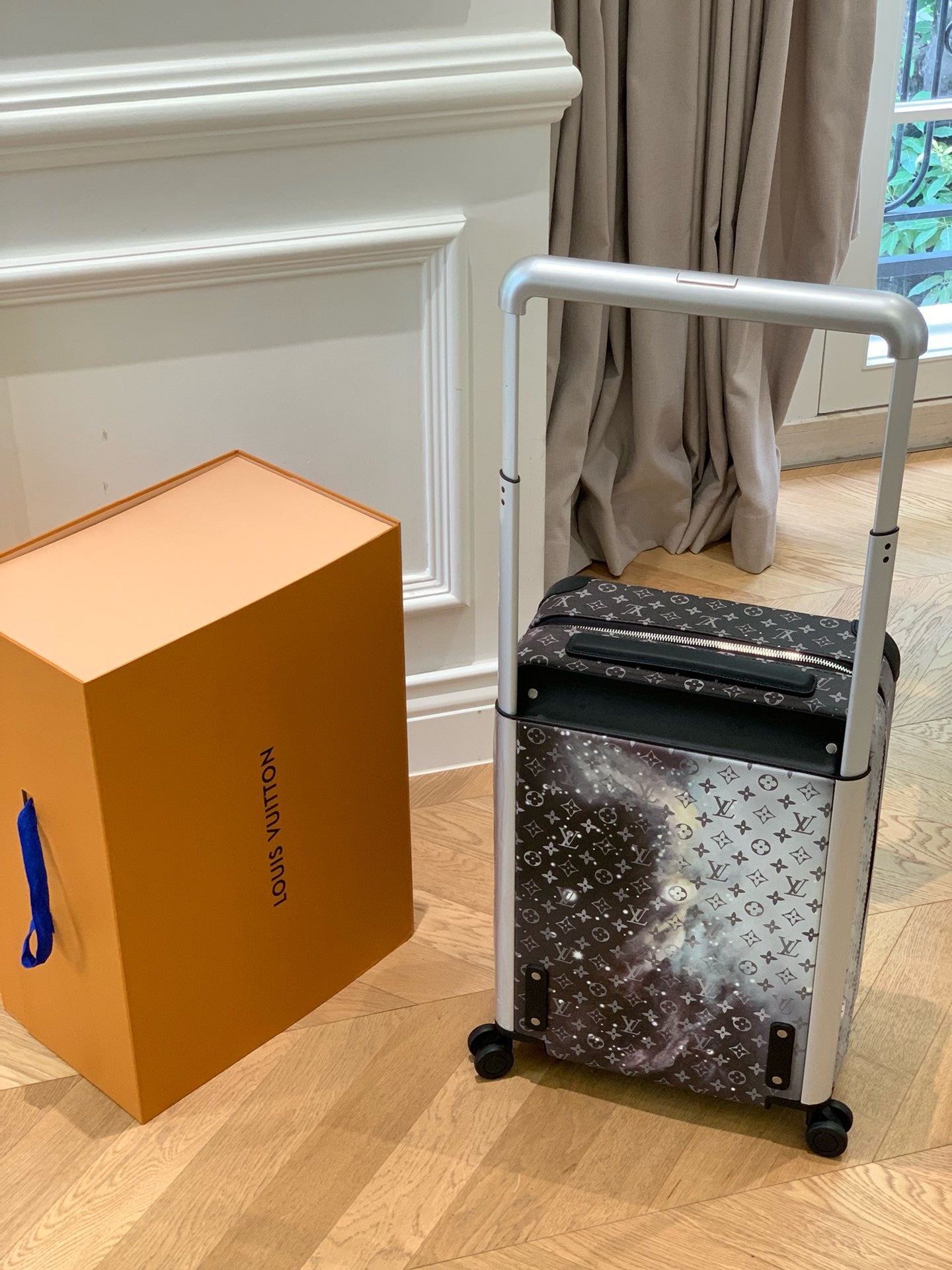 Multi-Colors Suitcase