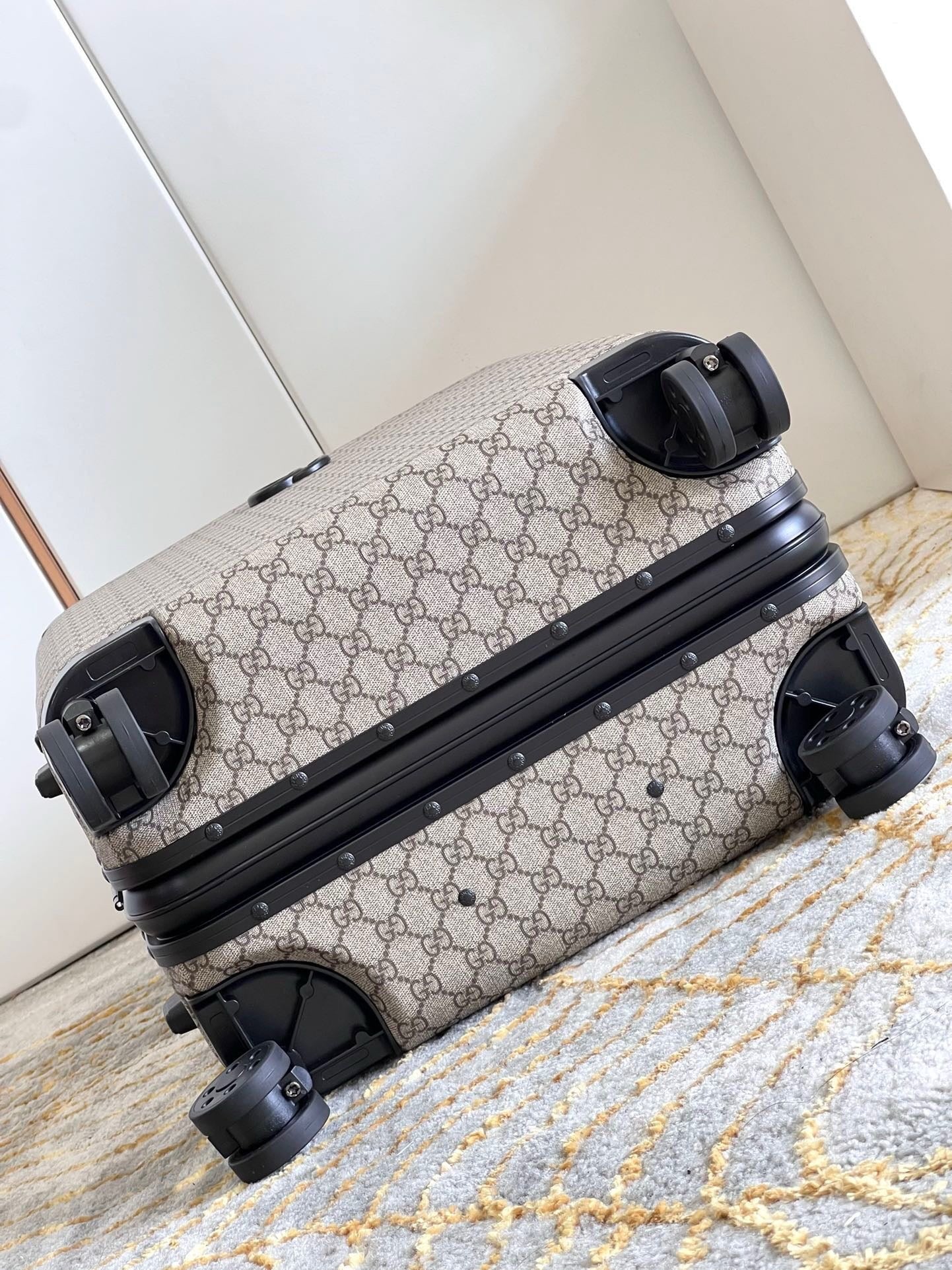 Multi-Colors Suitcase