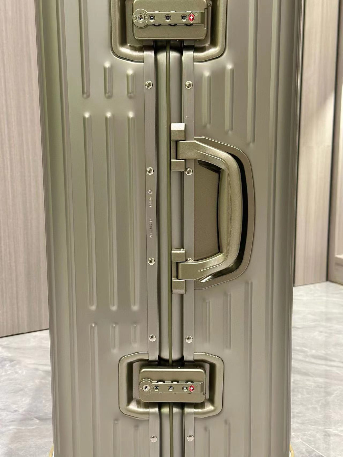 Multi-Colors Suitcase - FashionHype.xyz