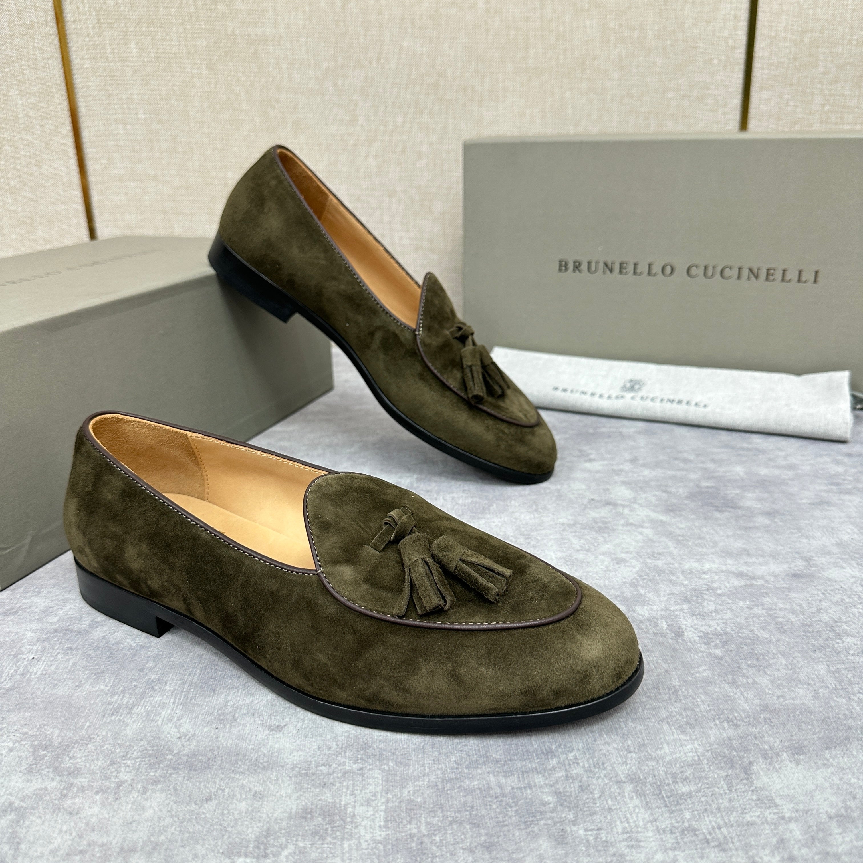 Grey Shoes - Size 43 - FashionHype.xyz