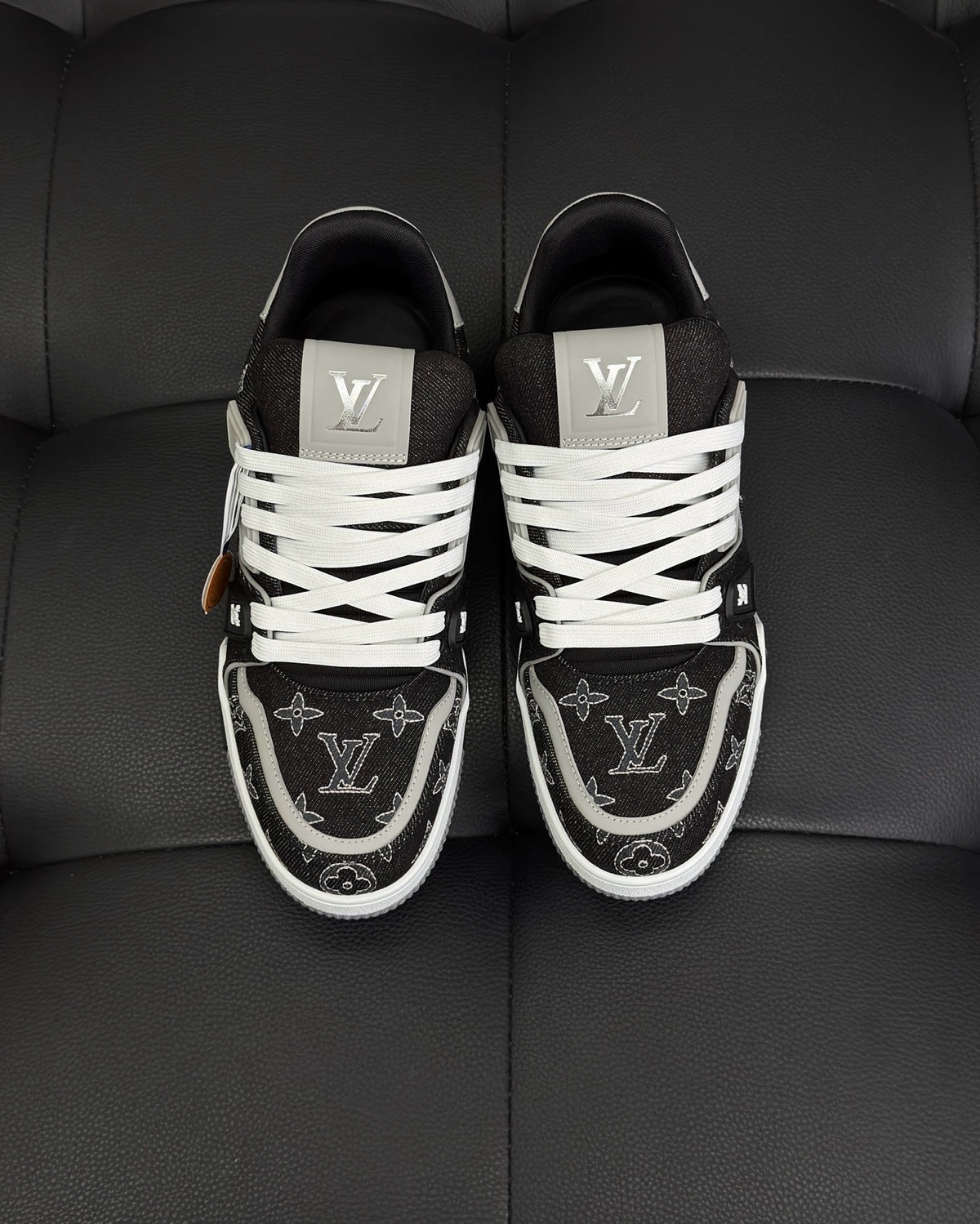 Black white Shoes