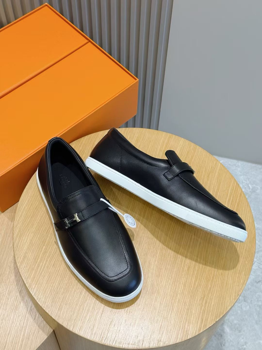 Black Shoes