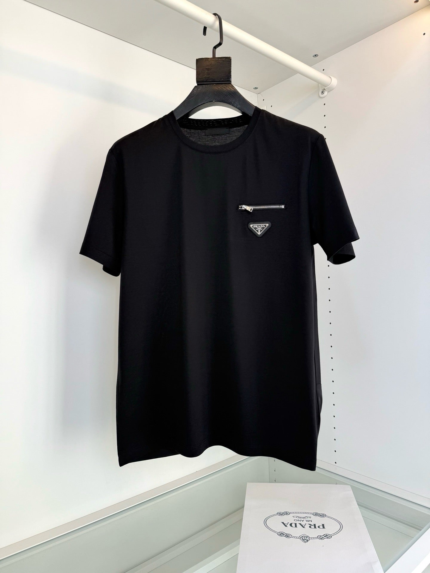White and Black T-Shirt - FashionHype.xyz