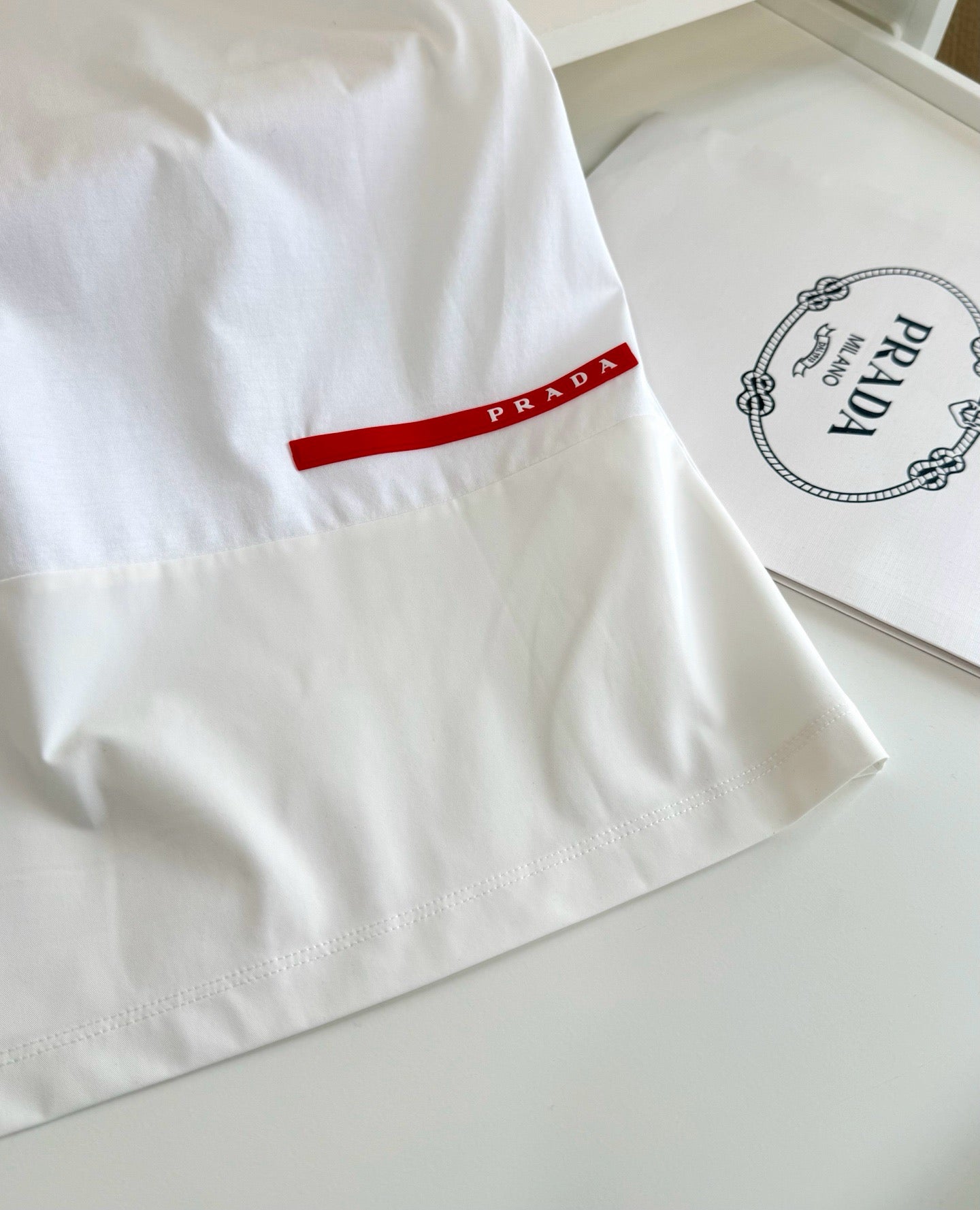 White and Black T-Shirt - FashionHype.xyz