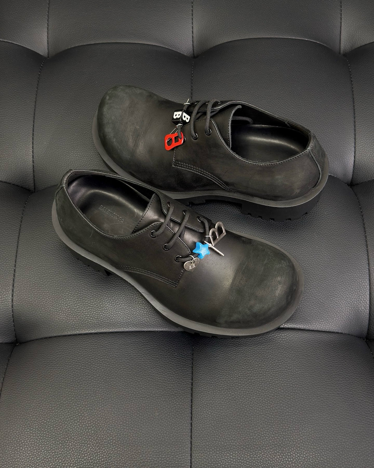 Black Shoes