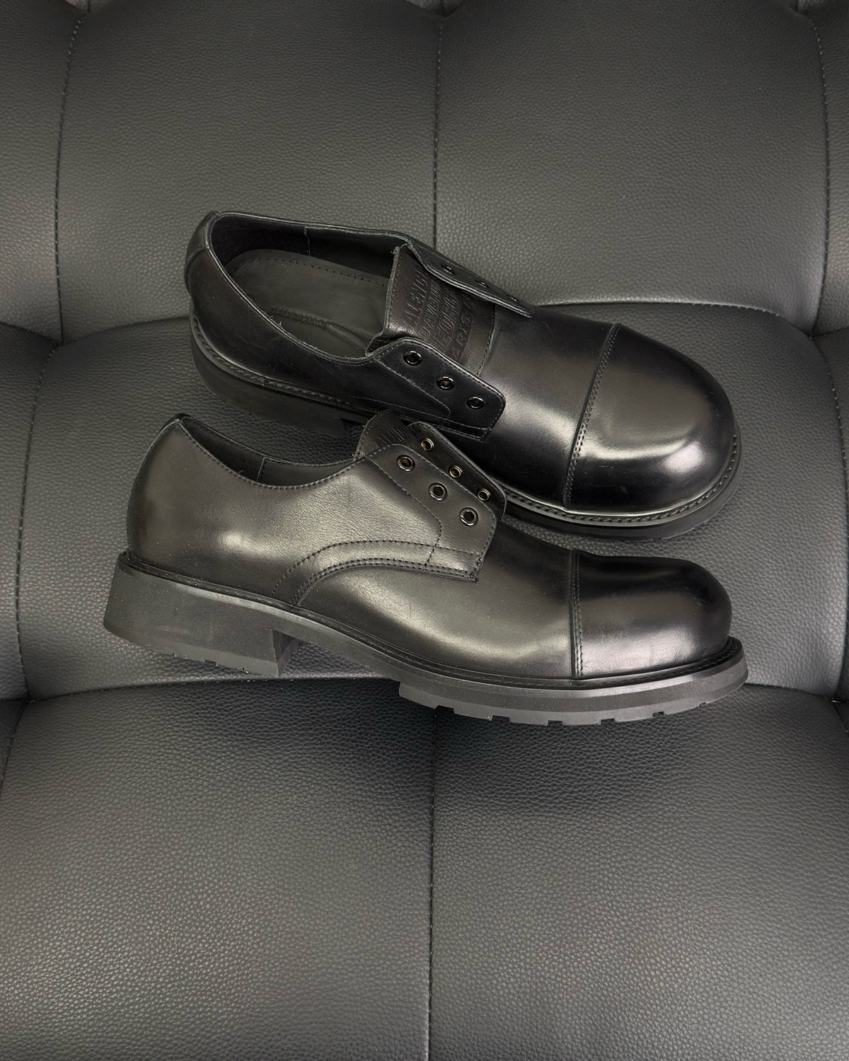 Black Shoes