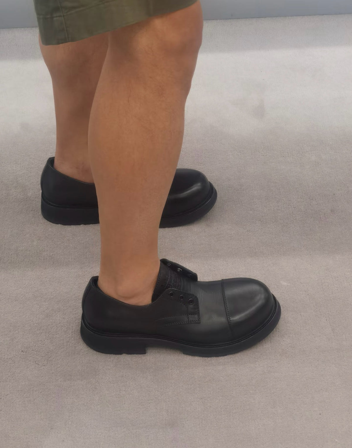 Black Shoes