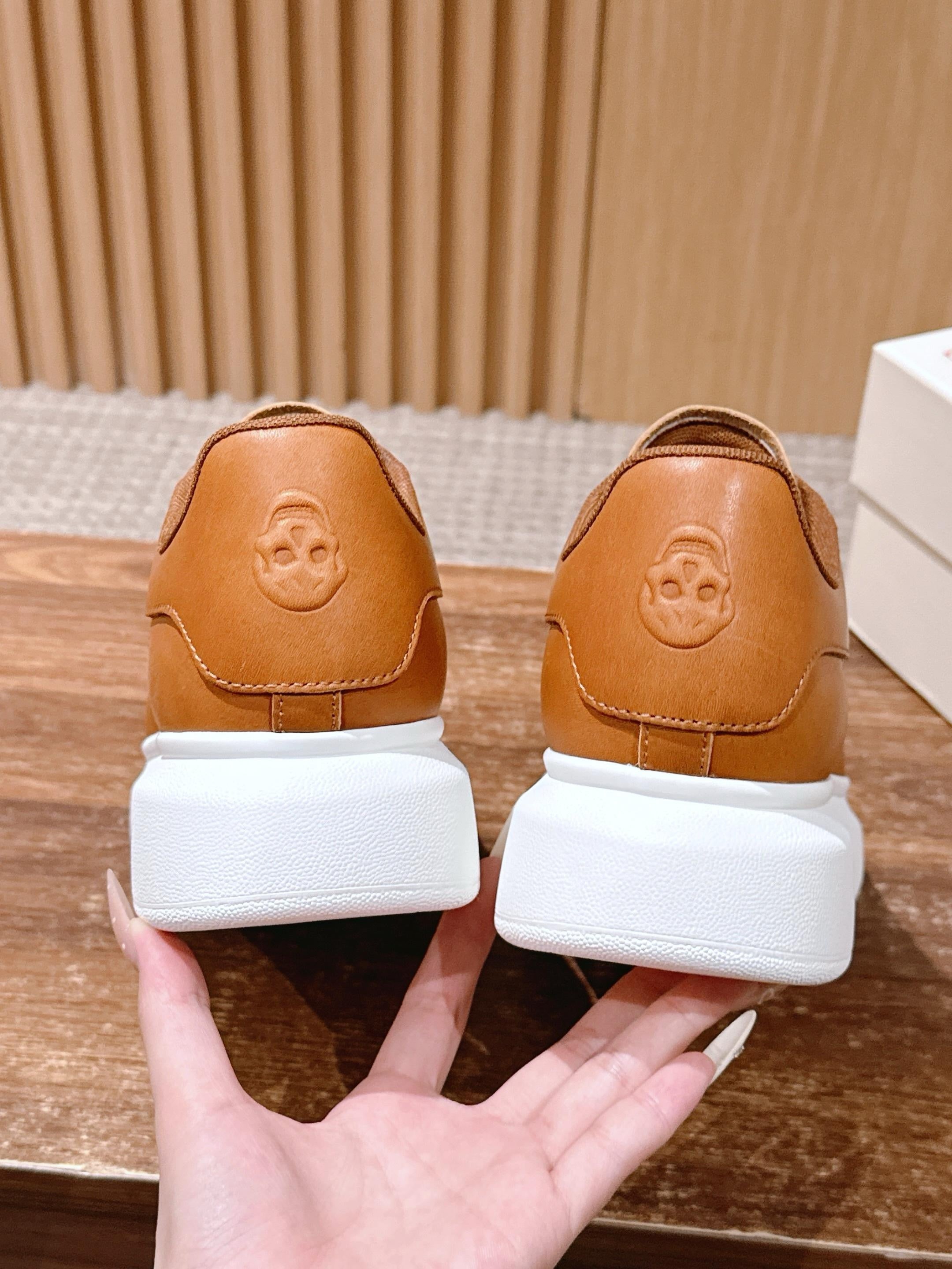 Light brown Shoes - FashionHype.xyz
