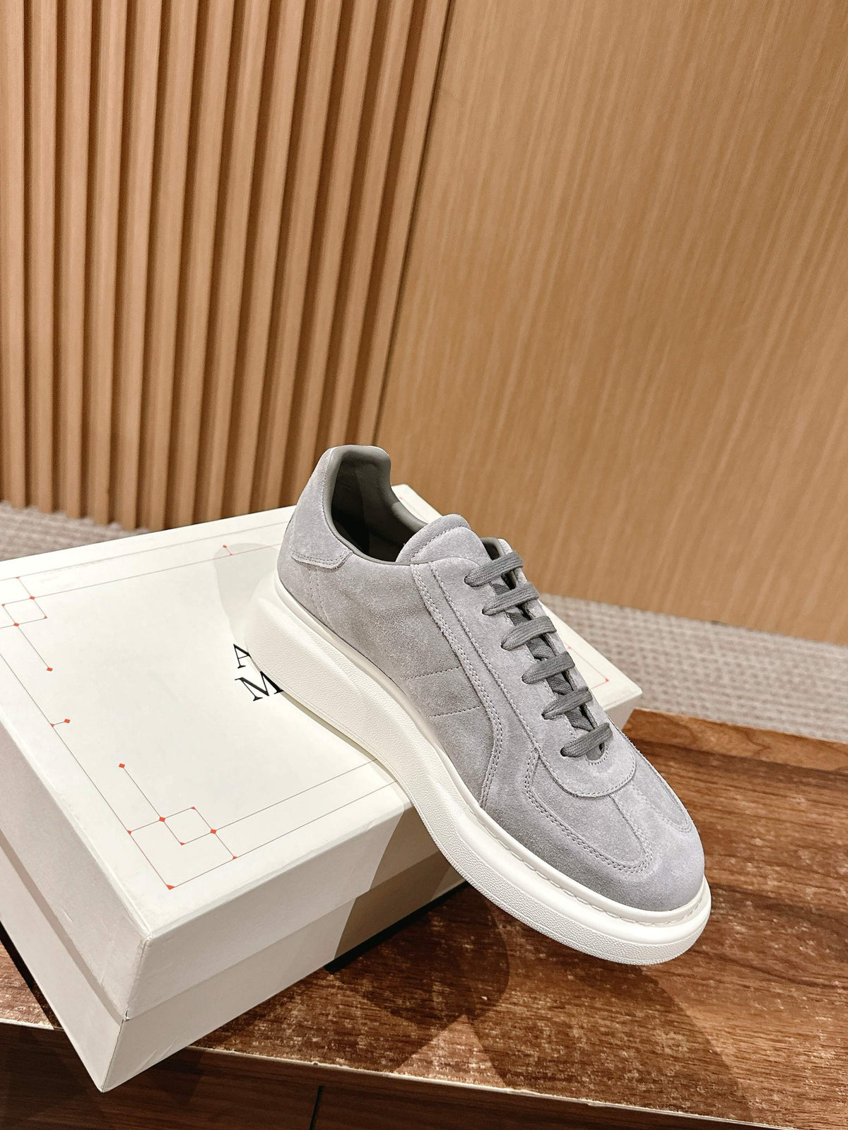 White grey Shoes