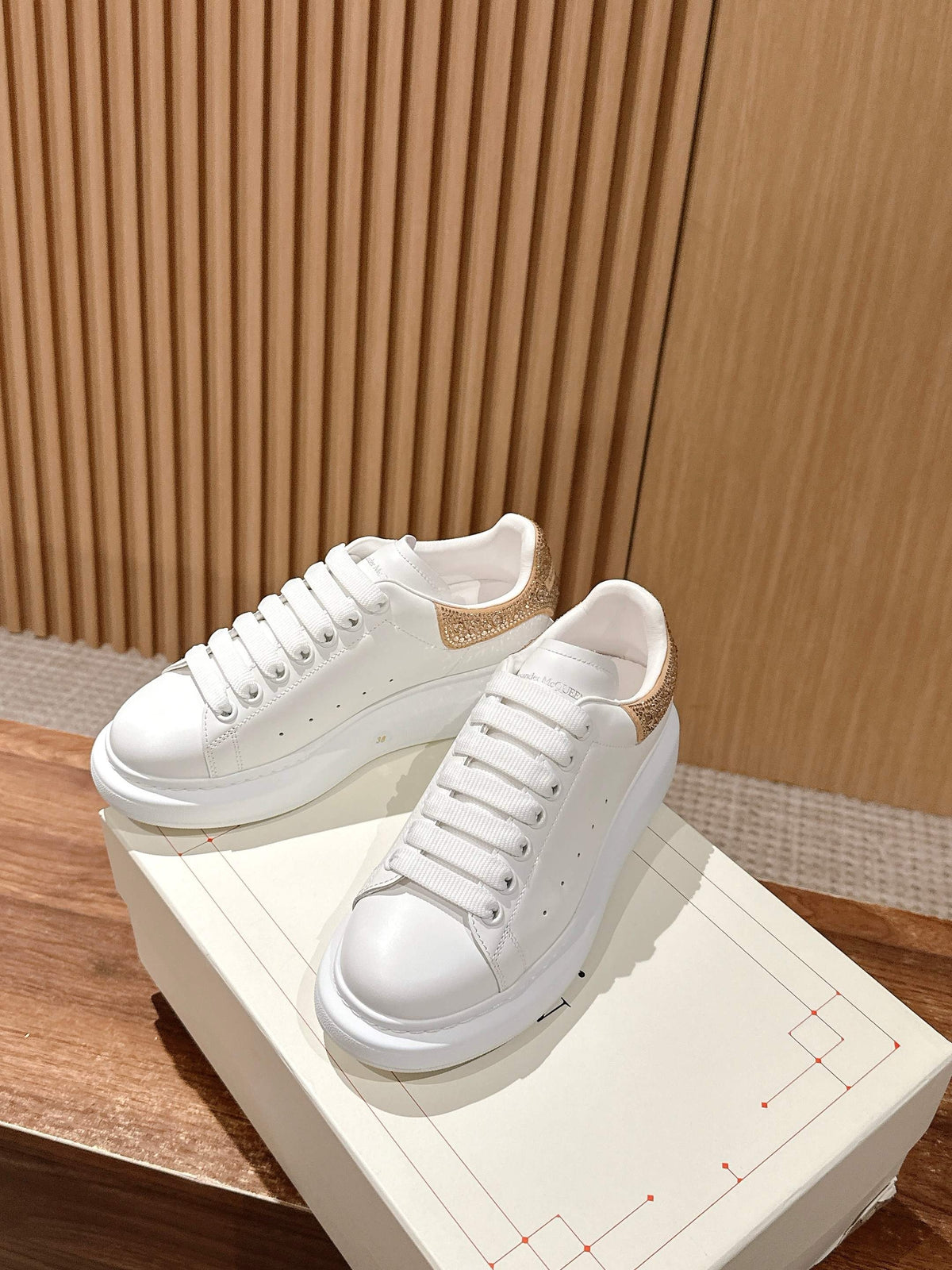 White golden Shoes