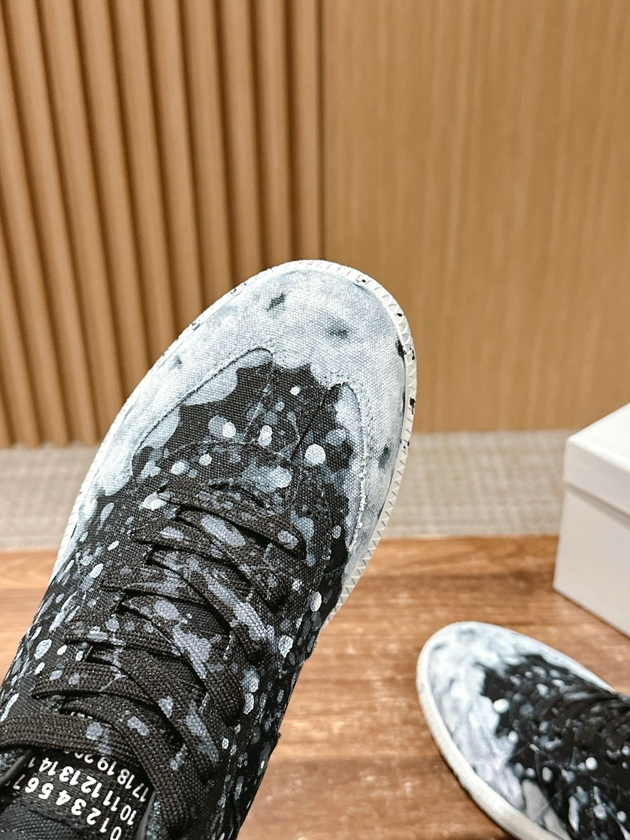 Black Grey Shoes