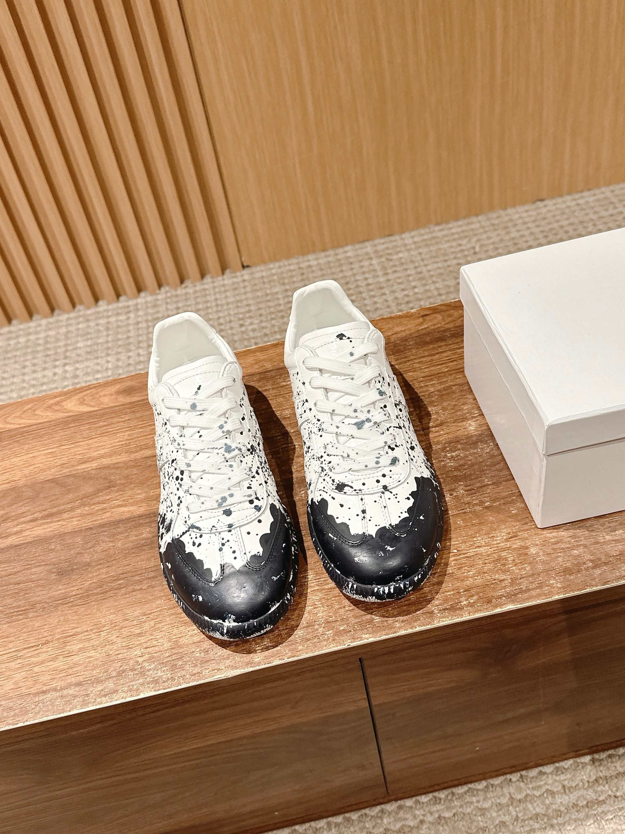 Black white and Paint drop Shoes