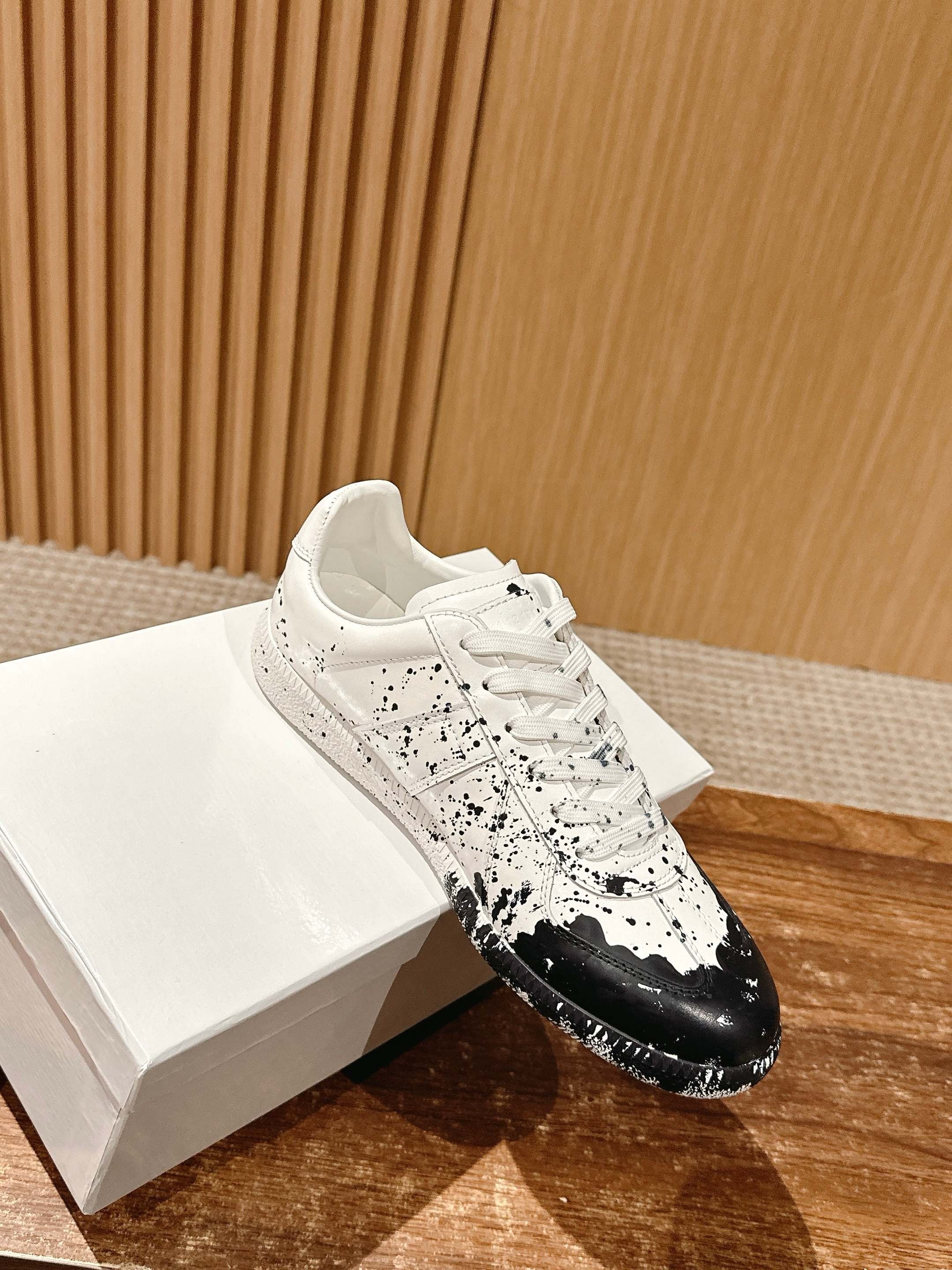 Black white and Paint drop Shoes