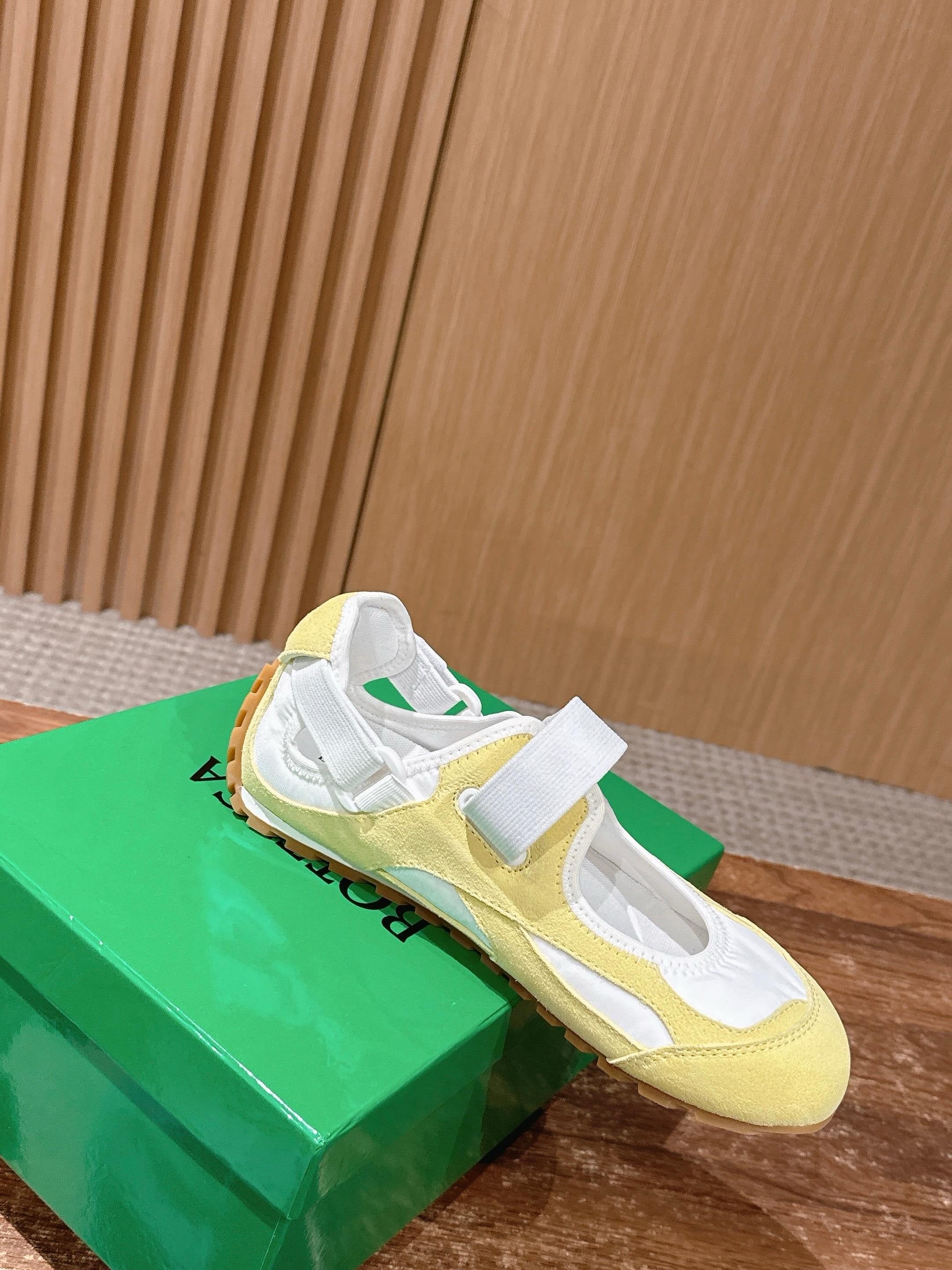Multi-color Shoes
