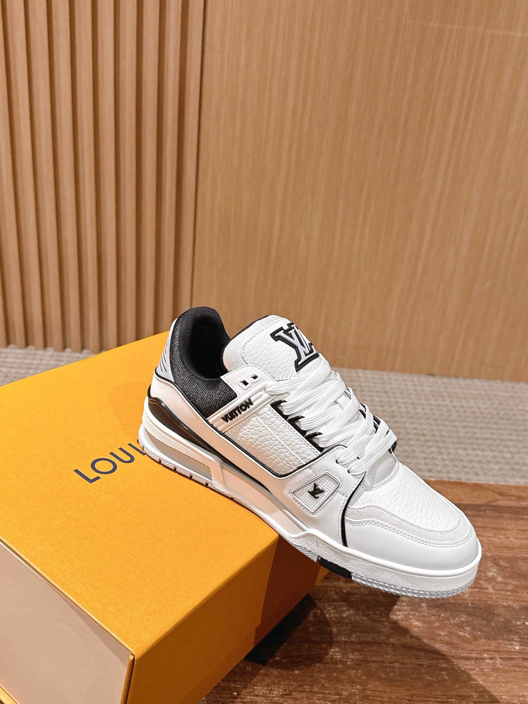 White red, White black, White green and White blue shoes