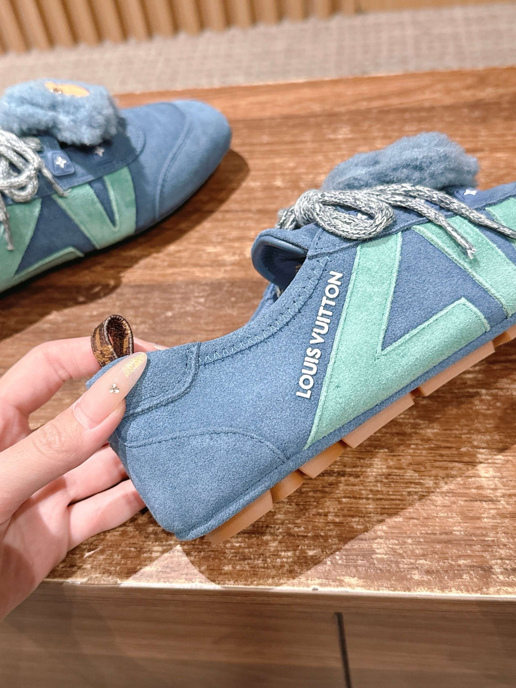 Blue and off-white Shoes