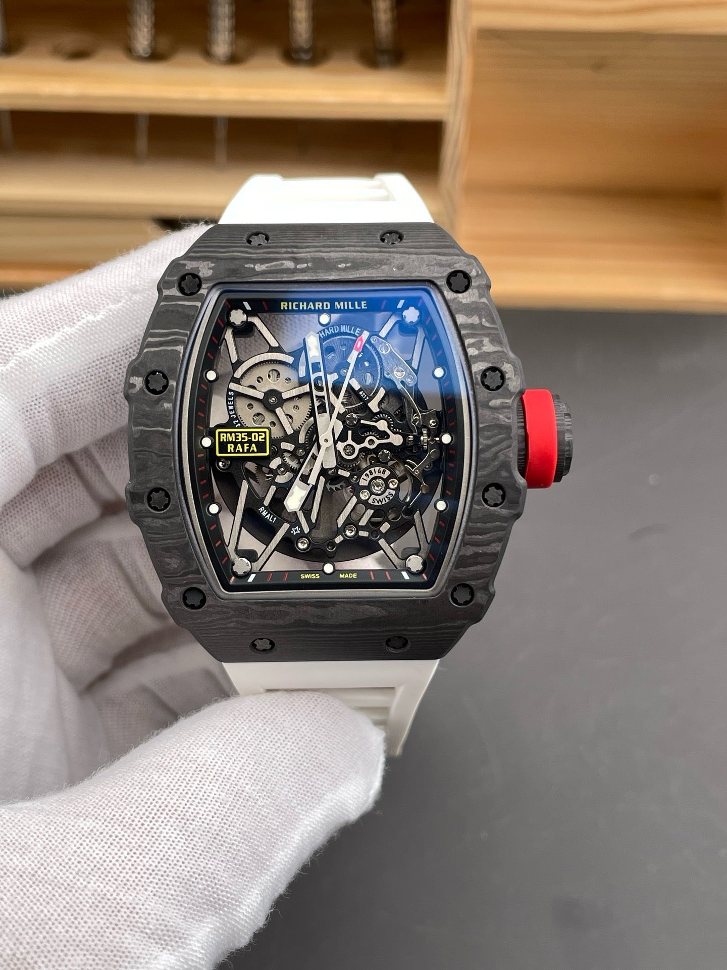 White black Watch - FashionHype.xyz