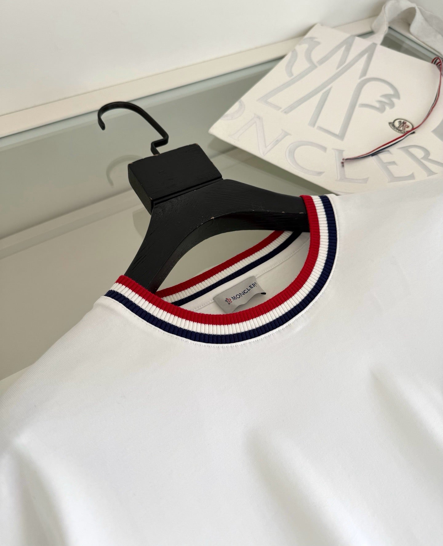 Black and White T-Shirt - FashionHype.xyz