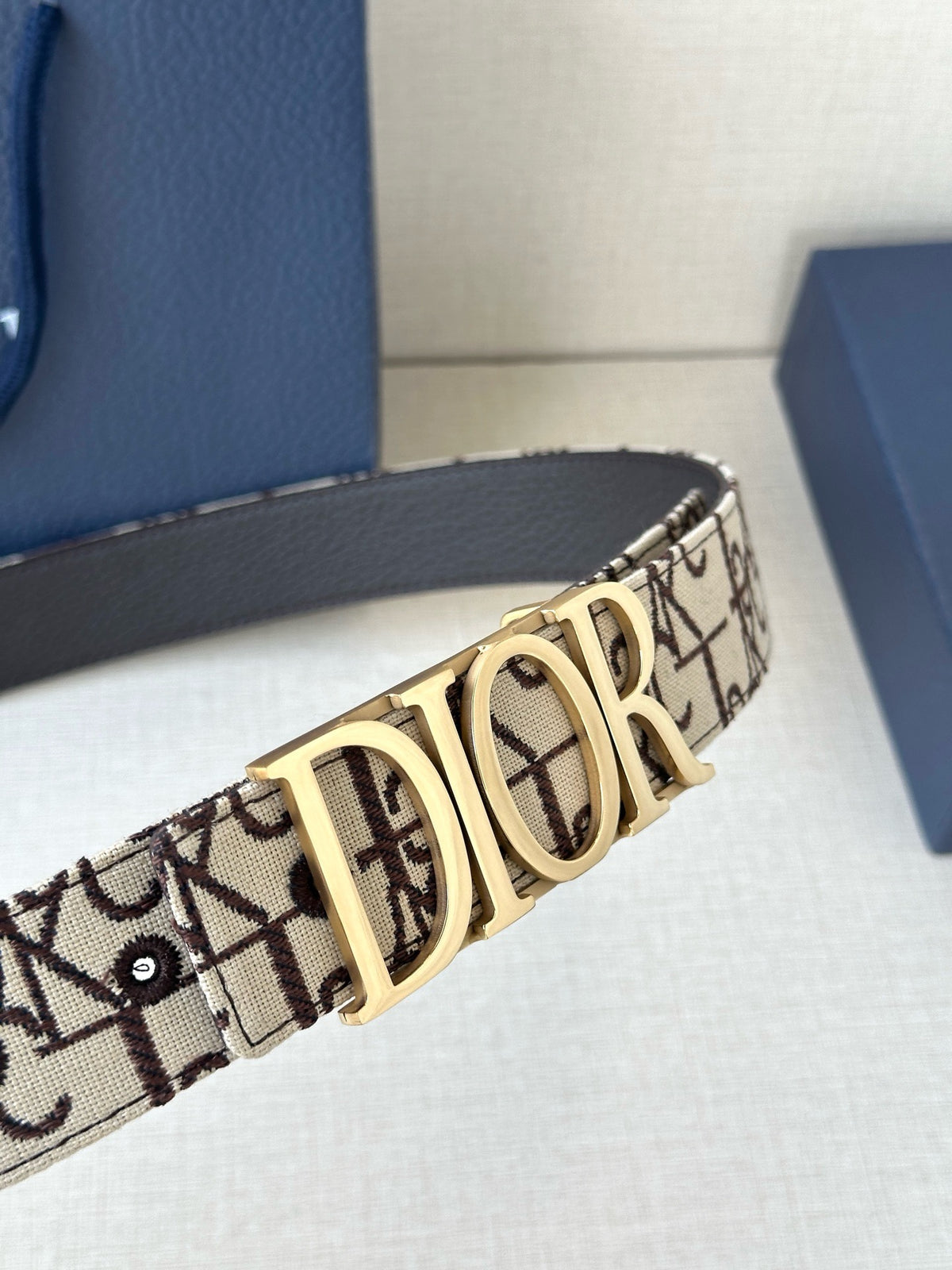 Grey brown Belt - FashionHype.xyz