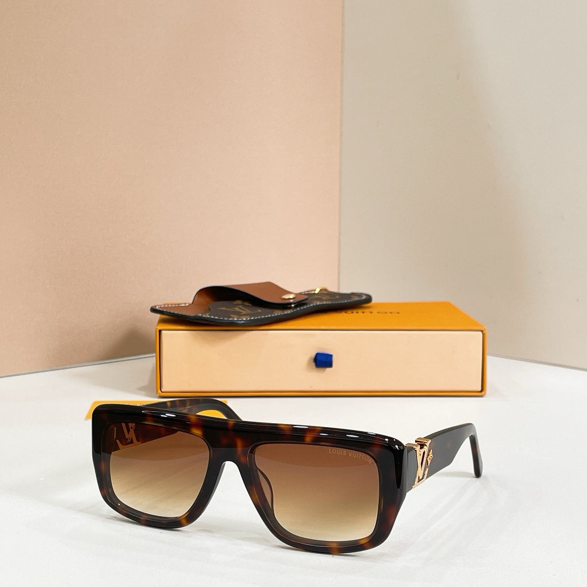 Multi-color Sunglass
