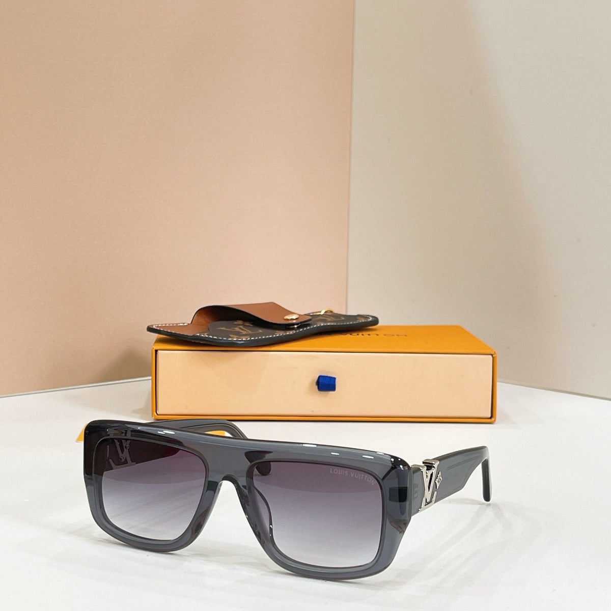 Multi-color Sunglass
