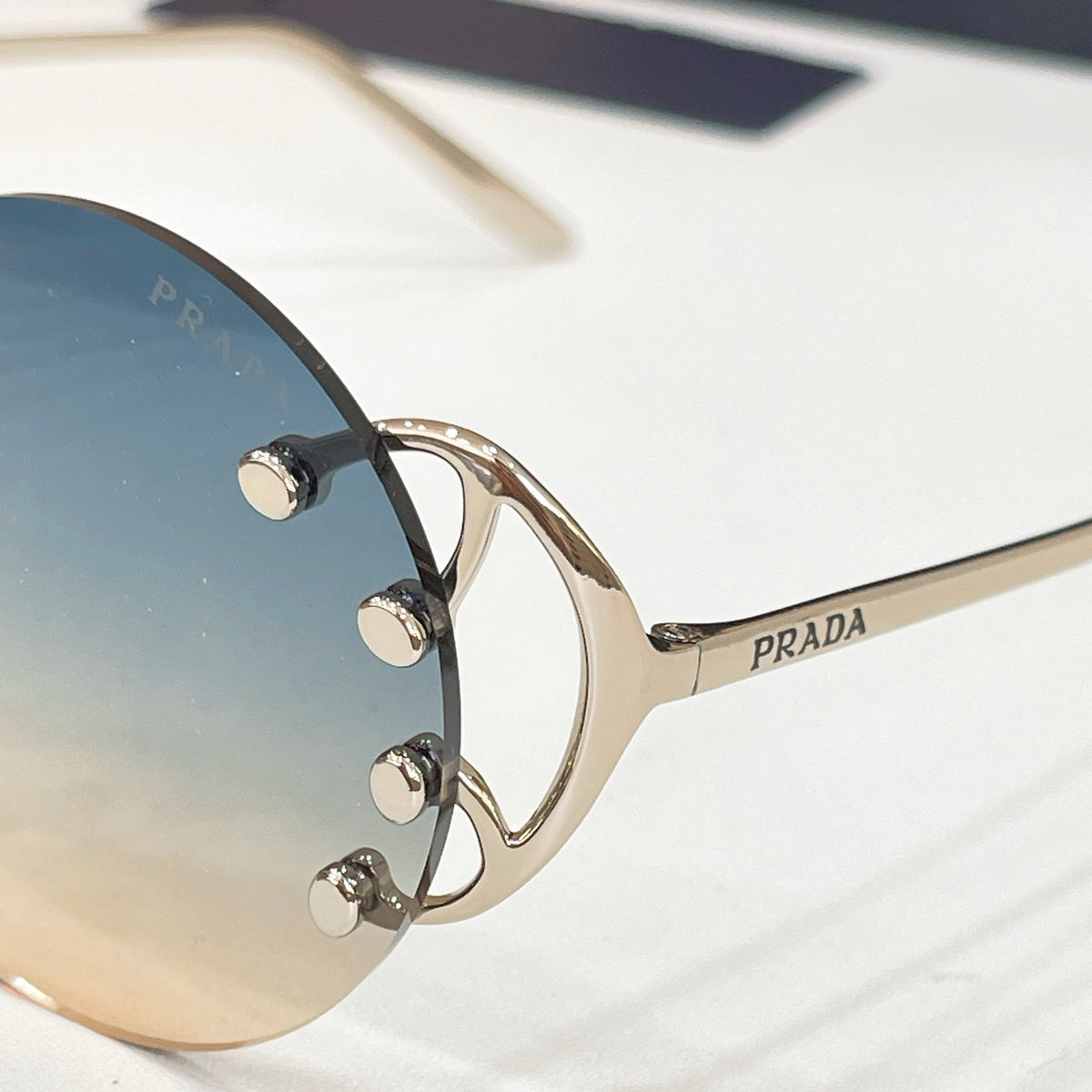 Multi-color Sunglass