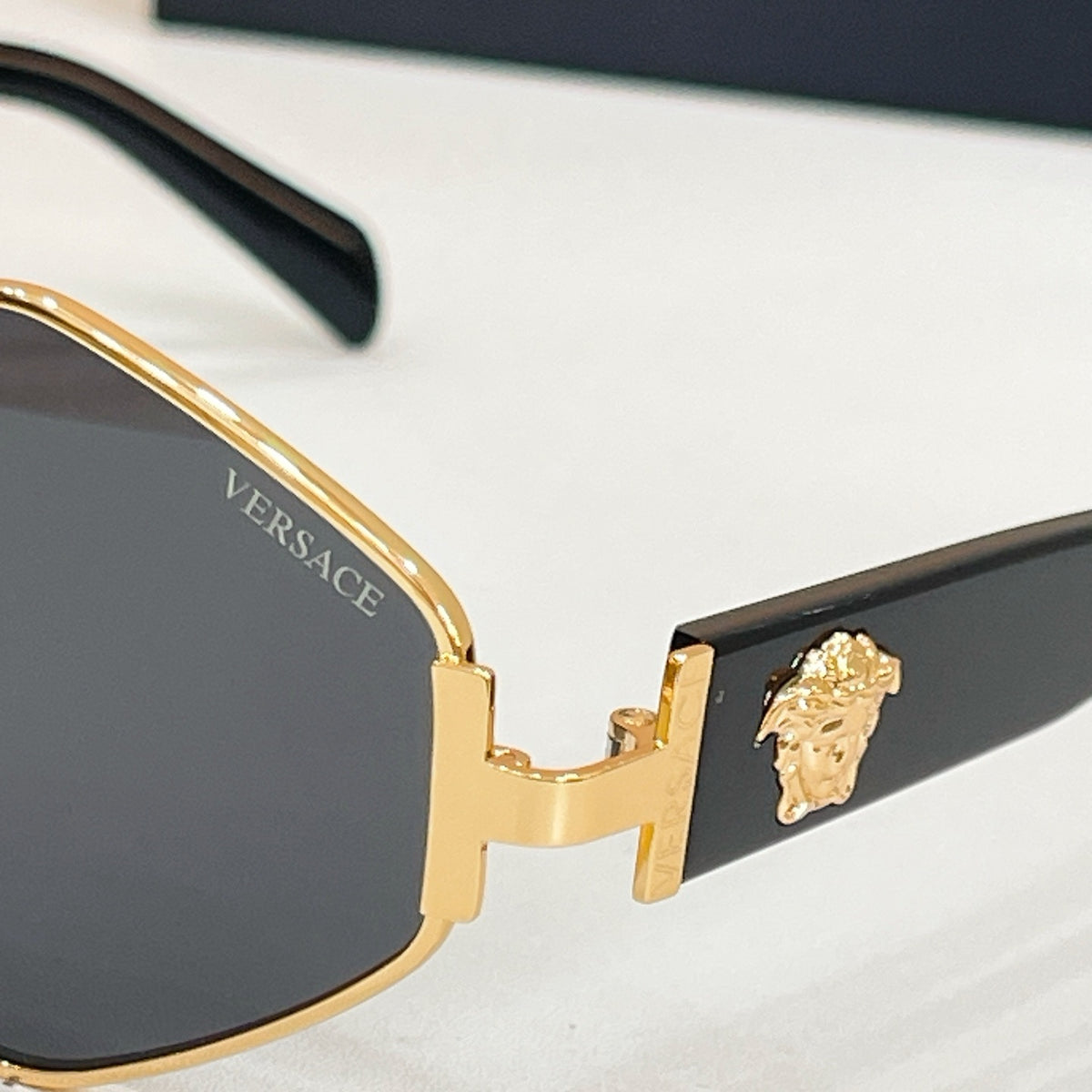 Multi-color Sunglass