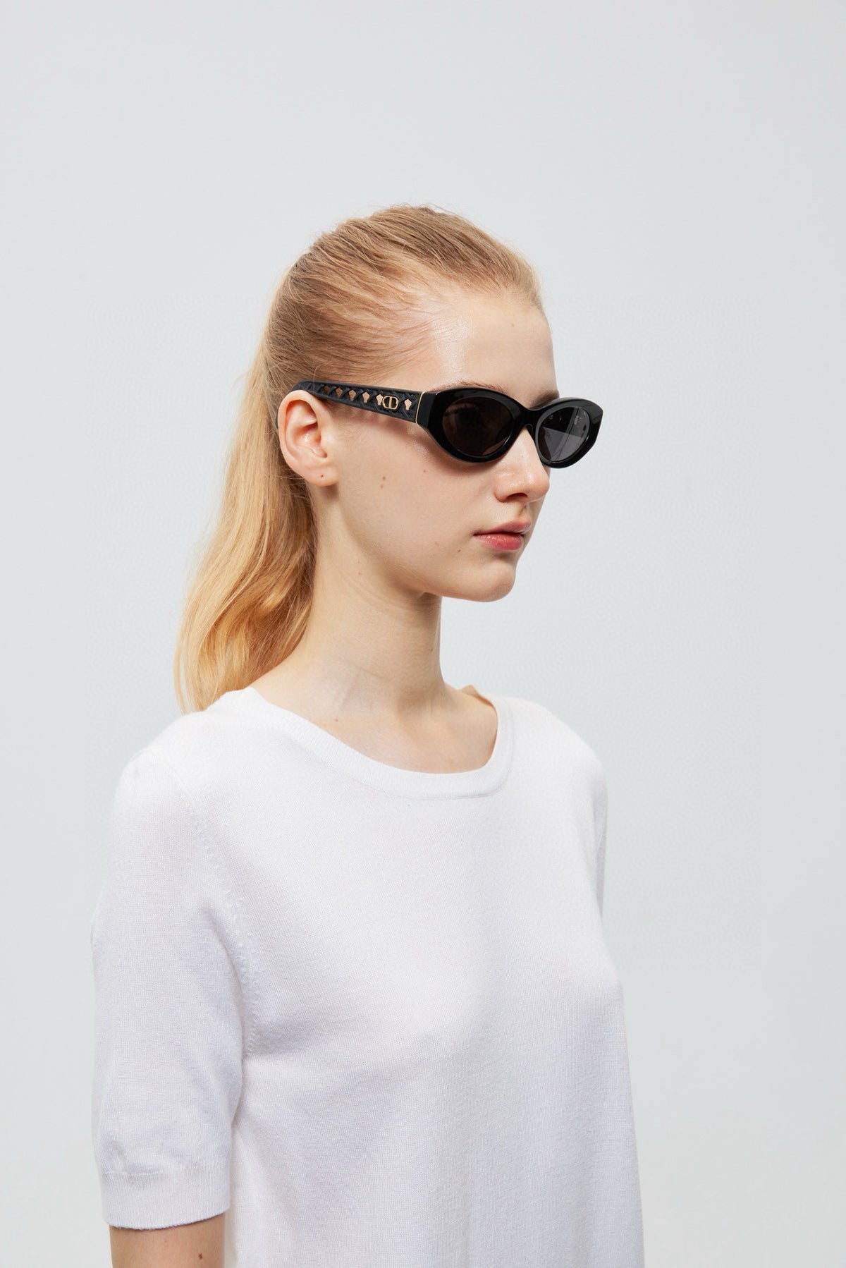 Mehrfarbige Sonnenbrille