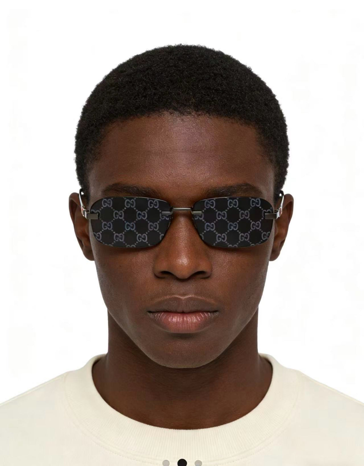 Mehrfarbige Sonnenbrille