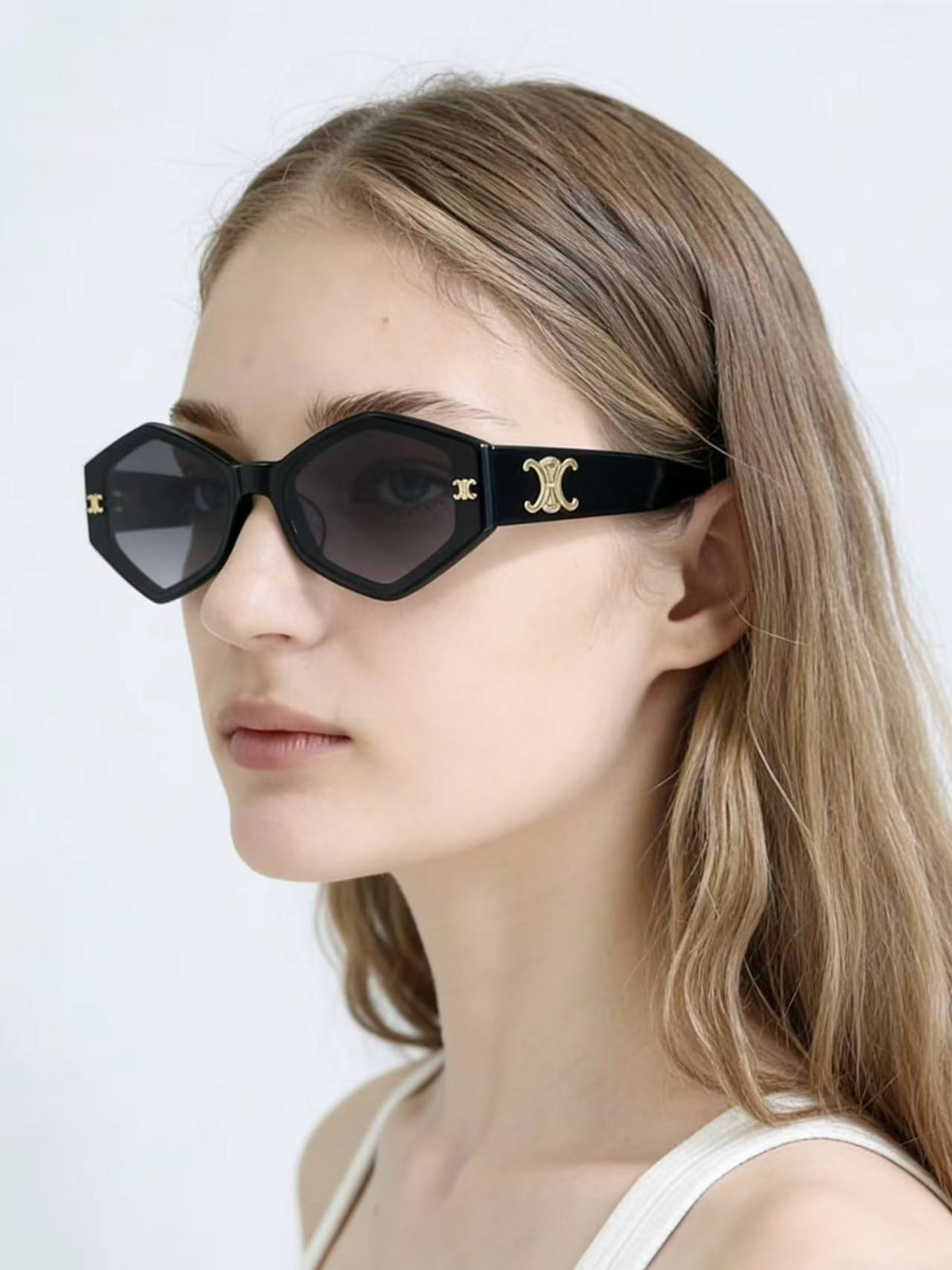 Mehrfarbige Sonnenbrille