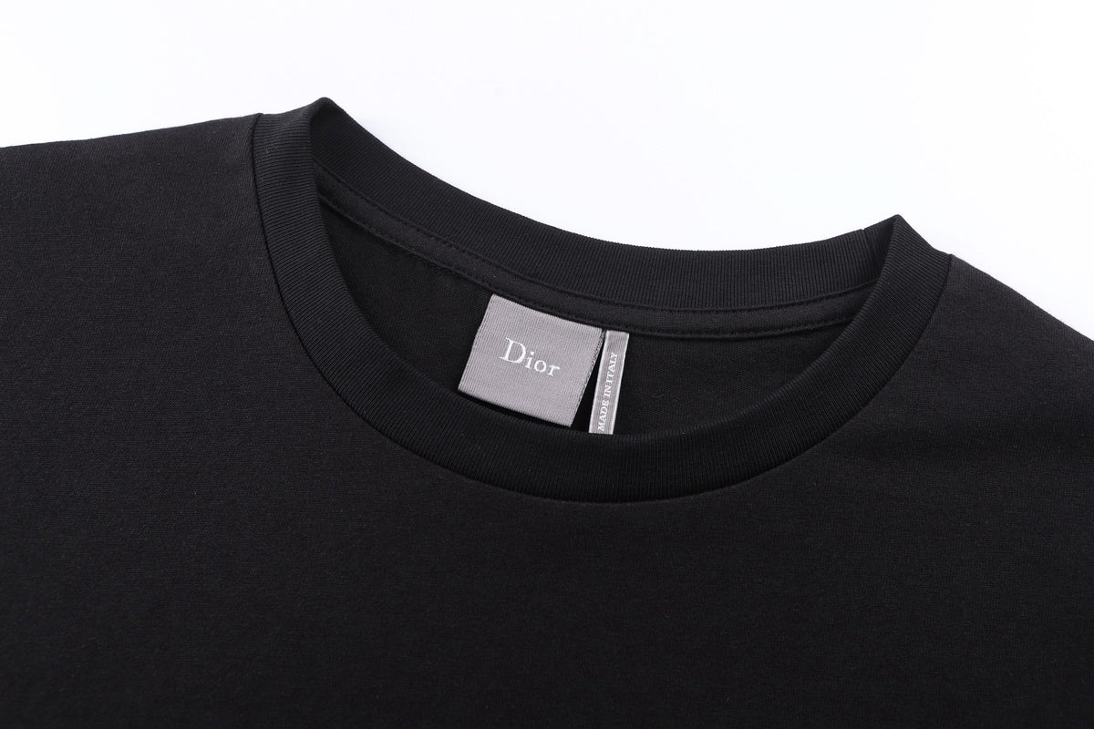 Black and White T-shirt - Size S - FashionHype.xyz