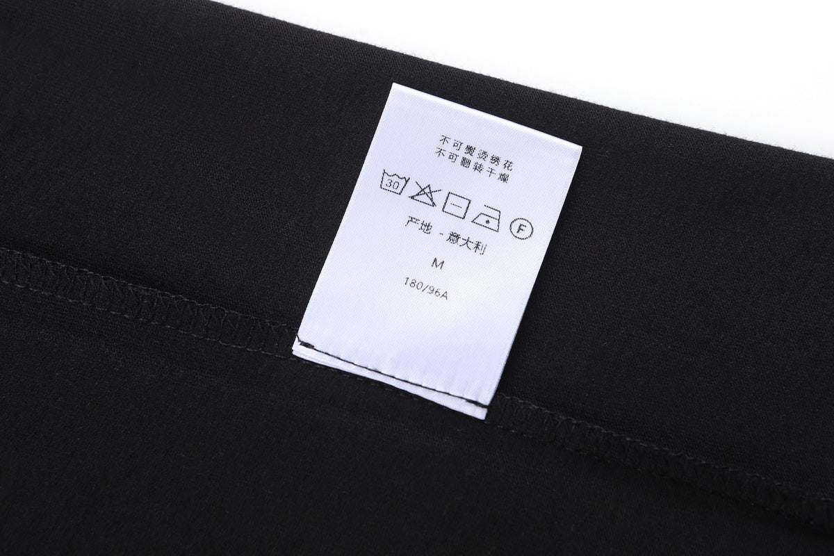 Black and White T-shirt - Size S - FashionHype.xyz