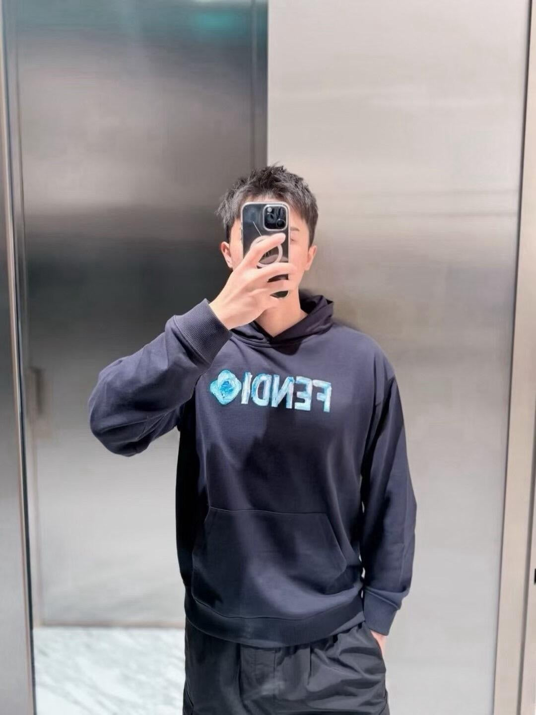 Black Hoodies - FashionHype.xyz